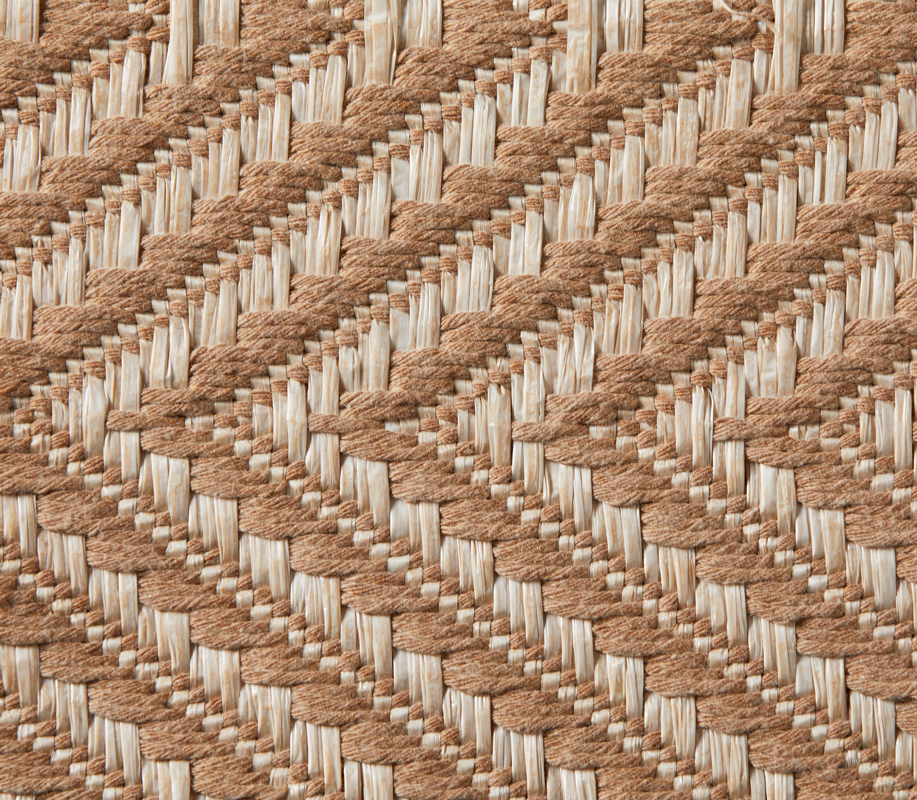 852