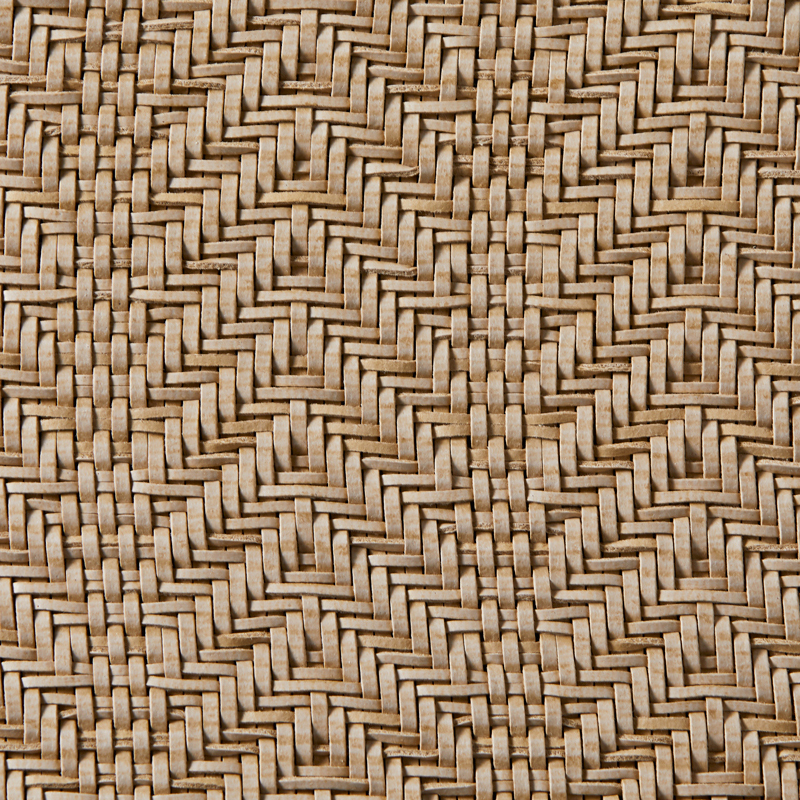 894